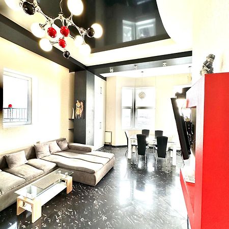 Penthouse Apartment Panoramic View เคียฟ ภายนอก รูปภาพ